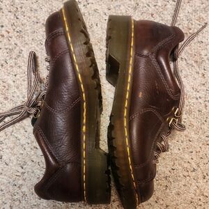 Dr Martens Sz 7  Womens Shoes
